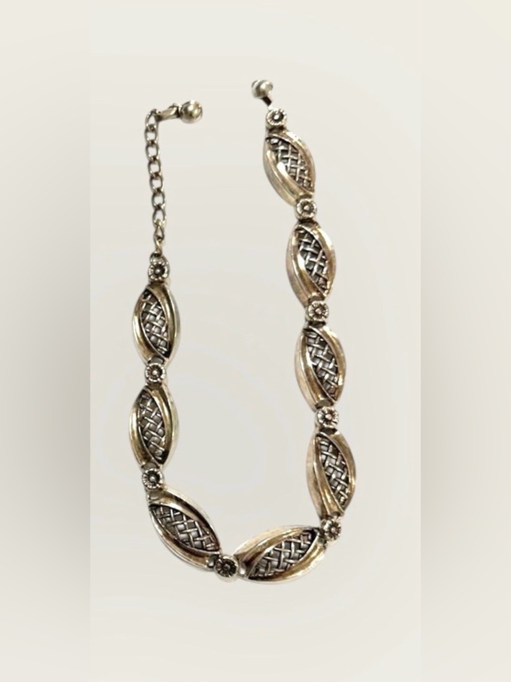 Vintage Steel Link Women’s Choker Necklace Silver Tone 15 Inches